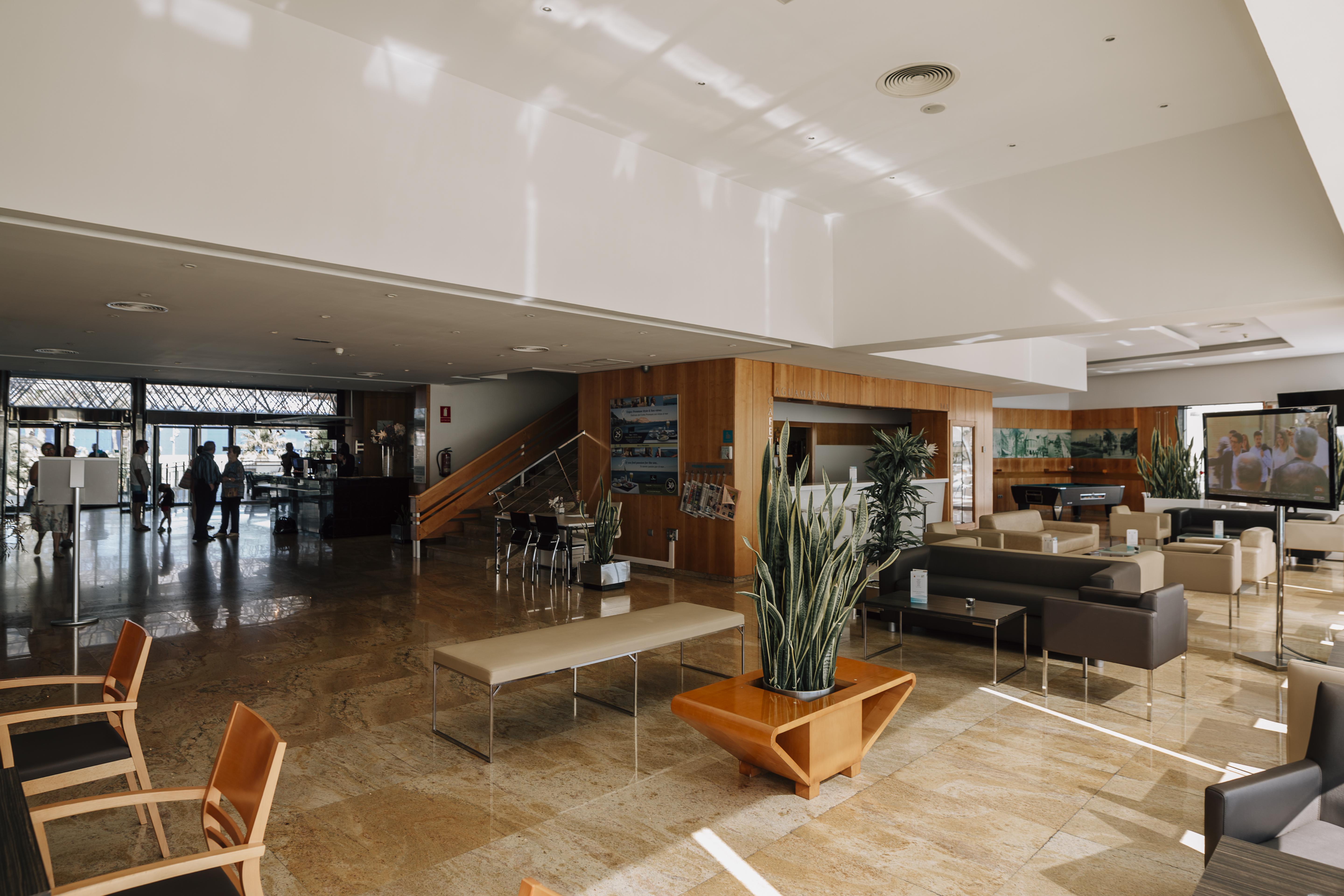 Innside By Melia Alicante Porta Maris Bagian luar foto