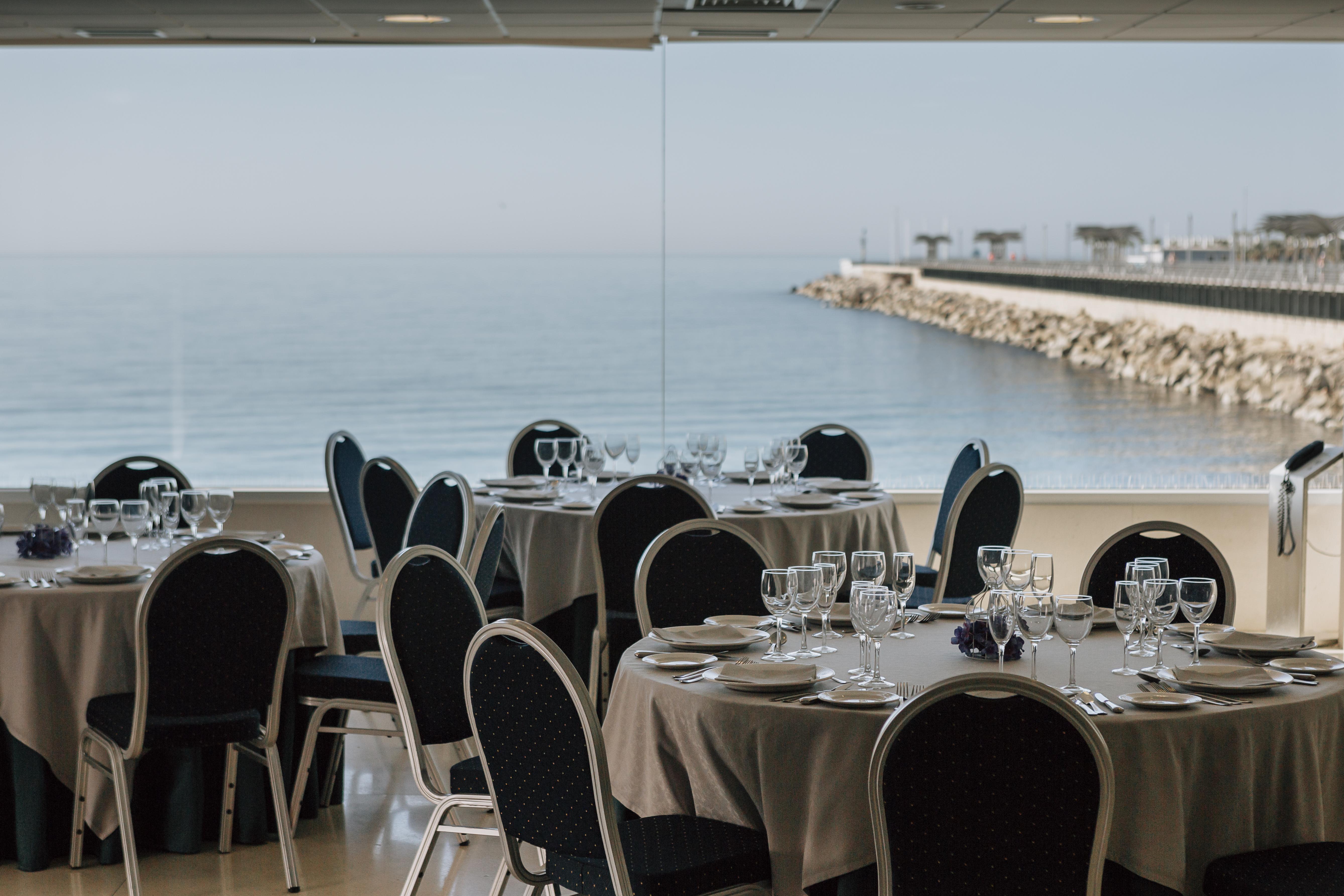 Innside By Melia Alicante Porta Maris Bagian luar foto